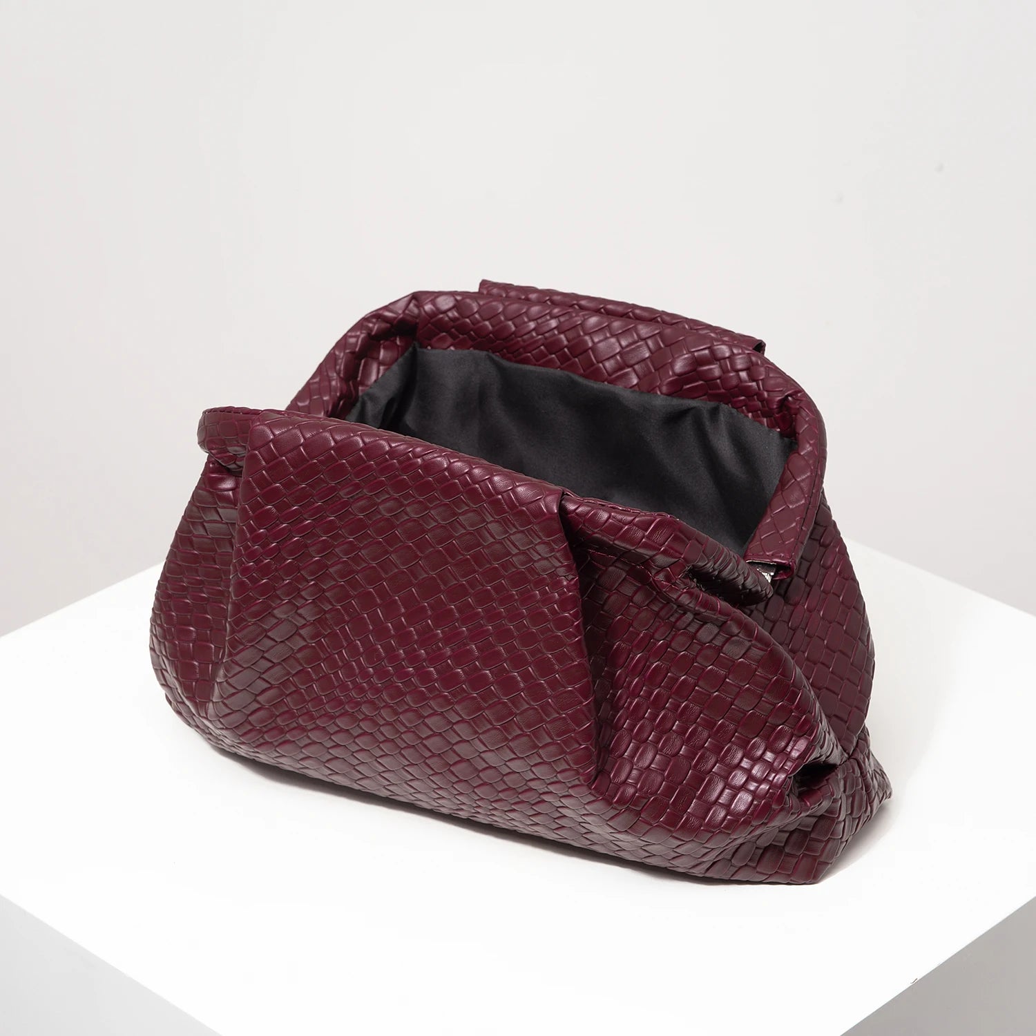 Clutch Rouge